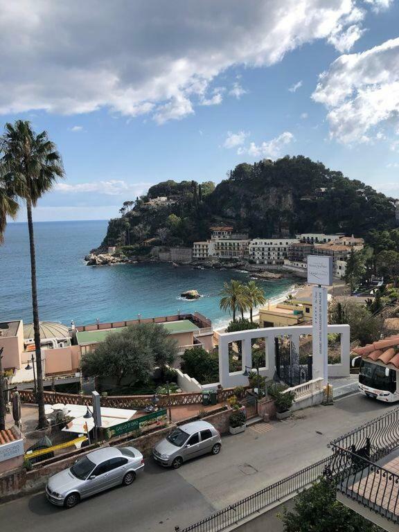 La Bomboniera Della Brigata Spendereccia! Apartment Таормина Екстериор снимка